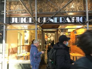 Front entrance; notice the fancy outer walls of the Chanin Building. at Juice Generation - Grand Central in New York City