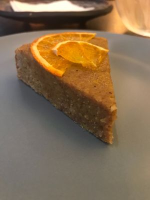 Raw orange and banana cake  at NAKEDFOOD in Taipei