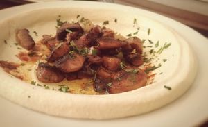 Traditional hummus with mushrooms at Hummus in Barcelona