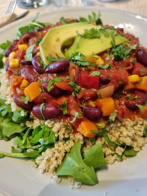 Chili sin carne with quinoa at HaPP in Luxembourg City