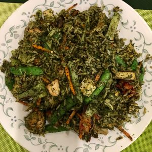 The ‘loon’ is my absolute favourite. While it might not look impressive, it is perfection: fresh and slightly smoky, also great for those who don’t like spicy but want flavou at Peaceful Loft in St Johns