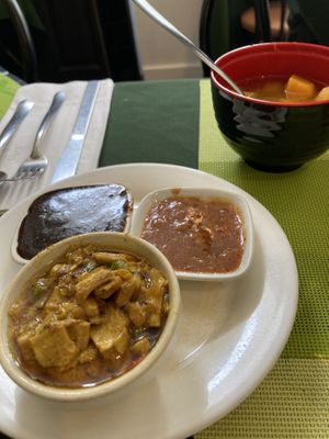 Soup and sauces   at Peaceful Loft in St Johns