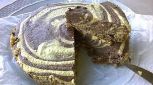 Torta atigrada CrudiVegana at Anna Prem in Buenos Aires