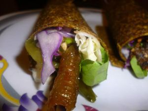 Masa flexible con vegetales, germinados, algas y aliño at Anna Prem in Buenos Aires
