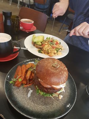 Tempeh & Black Bean Burger and Scrambled Tofu at Jed in Gisborne