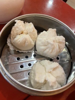 Veg bun  at Bodhi Kosher Vegetarian Restaurant in New York City