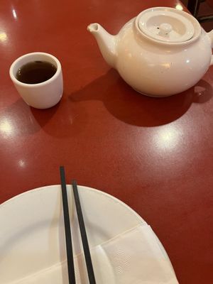 Complementary tea  at Bodhi Kosher Vegetarian Restaurant in New York City
