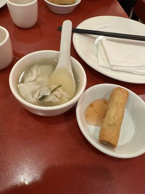 Apps that came with our lunch- the wonton soup was SO GOOD.  #Veganuary at Bodhi Kosher Vegetarian Restaurant in New York City