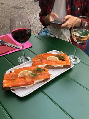 Wine and bread with salmon and cheese  at Alaska Bar in Berlin