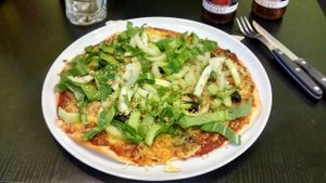 Chinese pizza at Veg'Art in Paris