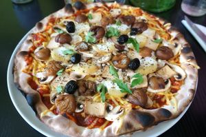 Autumn Pizza at Veg'Art in Paris