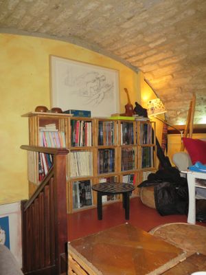 upstairs at Mezzanine in Montpellier