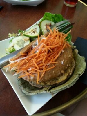 burger at Mezzanine in Montpellier