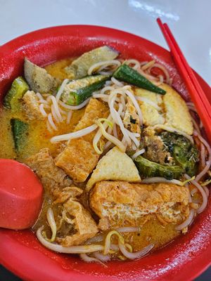 Nice!! But Laksa soup diluted ~ 6/9/23 at 3 Treasures 三寶齋 - AMK in Northeast Singapore