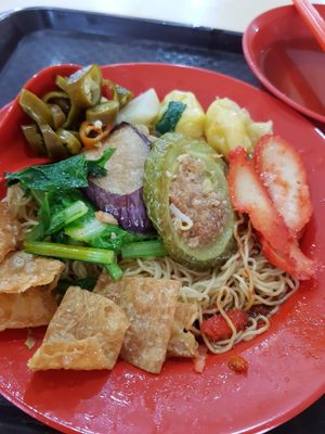 $4.20 wanton mee at 3 Treasures 三寶齋 - AMK in Northeast Singapore