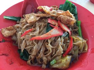 kway teow with dumpling,  luck char siew and mock 'goose' at 3 Treasures 三寶齋 - AMK in Northeast Singapore