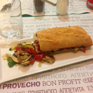 Fried veggies on bread at Gandhi Veggie in Barcelona