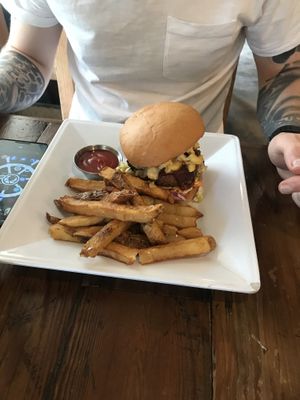 Mac Daddy Burger at VegeNation in Las Vegas