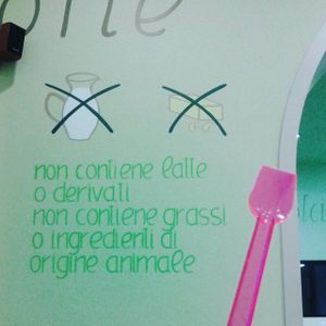 'Does not contain milk or anything derived from milk' - 'Does not contain animal fat or animal ingredients' at Olive Dolci - Via Emanuele Filiberto in Rome