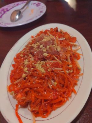 Pad Thai tofu at Phnom Penh in North Olmstead