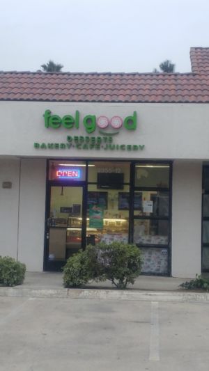 Store front at Feel Good Desserts in Simi Valley