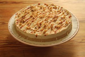 Peanutbutter-coconut tart at VeganCat in Berlin