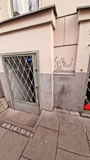 The tiny entrance at Momencik in Warsaw