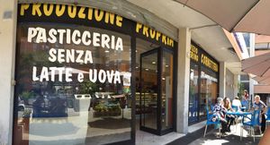 Here's the outside and you can sit and eat outside at Fratelli Piermattei in Rome