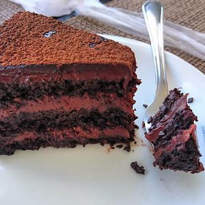 Bolo de chocolate clássico at Cannelle Doces Especiais in Brasilia