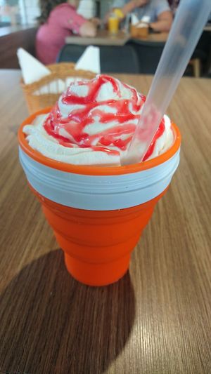 Take your glass and avoid using the disposable one at Cannelle Doces Especiais in Brasilia