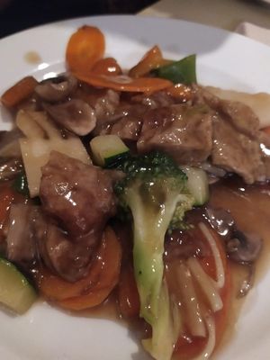 Seitan con verduras. at Vegesana & One Ramen in Barcelona