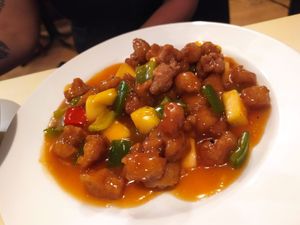 Proteína de soja casera con verduras. at Vegesana & One Ramen in Barcelona