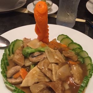 delicious veggies with seitan  at Vegesana & One Ramen in Barcelona