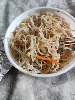 Vegan vegetable noodles at Vegesana & One Ramen in Barcelona