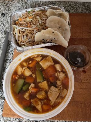 Menu take away #Veganuary at Vegesana & One Ramen in Barcelona