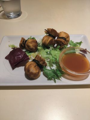 Fries buns at Vegesana & One Ramen in Barcelona