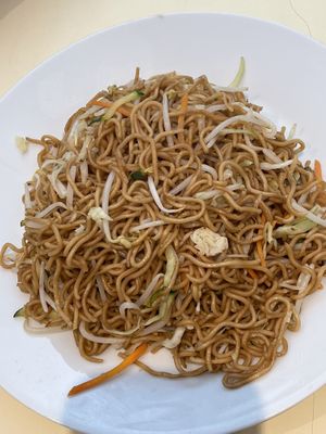 Vegetable fried noodles - vegan   at Vegesana & One Ramen in Barcelona