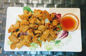 Fried soy chicken at Vegesana & One Ramen in Barcelona