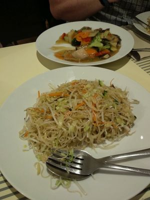 Rice Noodles at Vegesana & One Ramen in Barcelona