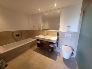 Insight into room #221 ("Junior Suite") at Landhaus Beckmann in Kalkar