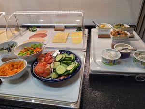 Breakfast: vegan spreads, vegan cheese, vegan cold cuts... at Landhaus Beckmann in Kalkar