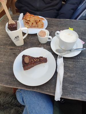 Chocolate cake and cappuccino (vegan), apple pie and hot chocolate (veggie) at Chocolate House - Herbes in Luxembourg City