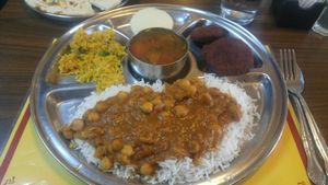 Buffet vegan options at Woodlands in Lauderhill