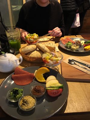 Veganes Früchstück at Fresh INN - Holm in Flensburg
