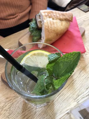 Eis mit Minze und panini  at Fresh INN - Holm in Flensburg