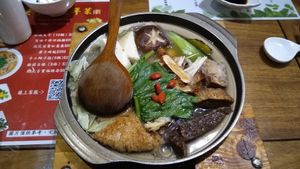 Hot pot NOT RECOMMENDED at Huan Hua - Spirit Vegetarian Cottage in Kaohsiung