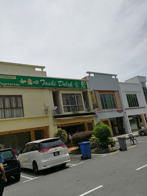 Exterior view at Tashi Delek in Seremban