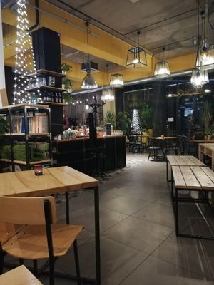 Wystrój sali at Wegarnik in Zielona Gora