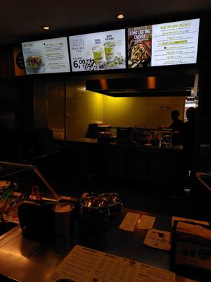 Order at the counter, there vegan is indicated, at the screen when you enter it is not at Eazie - Stationsweg in Leiden