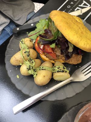 Pita de seitán at La Camelia Vegan Bar in Bilbao